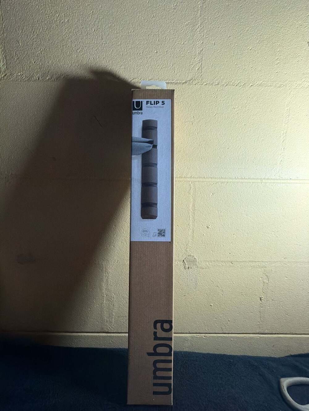 Umbra Flip 5 Wall Mounted Coat Rack with Retractable Hooks